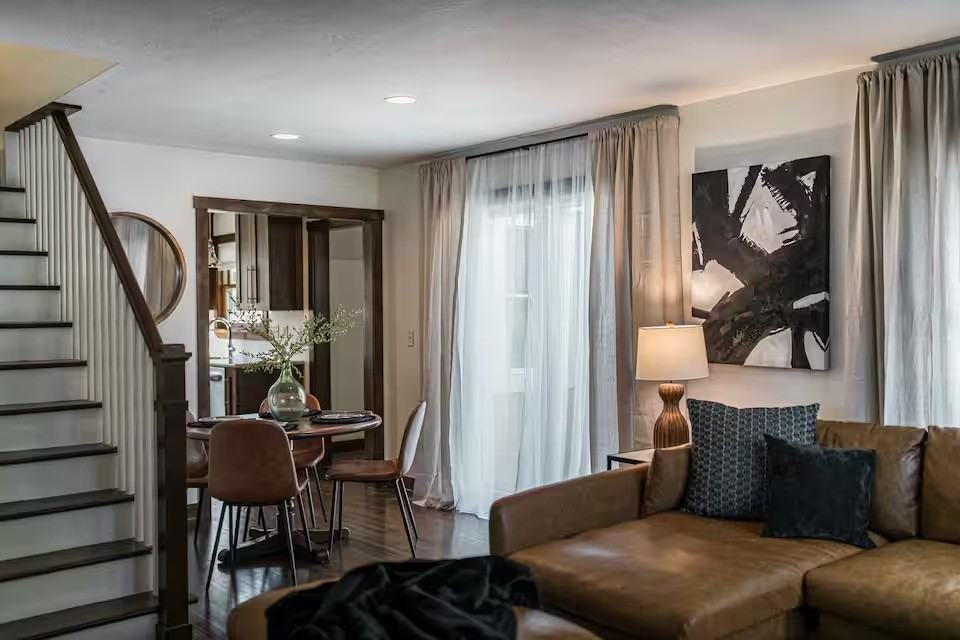 947 8th Ave Ne #NA - Photo 7 of 19