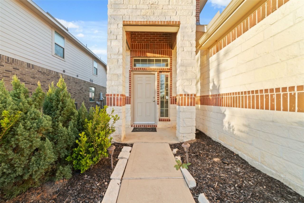 24714 Scarlatti Cantata Dr #24714 - Photo 3 of 30