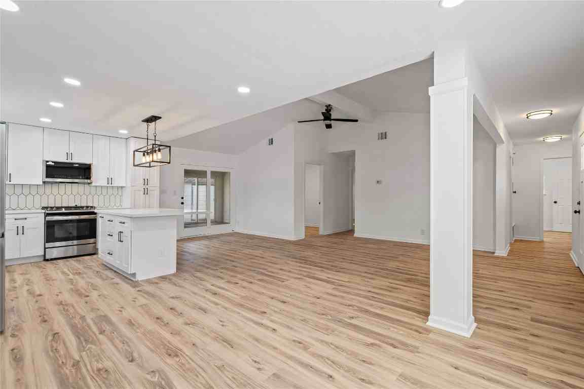 6009 Glen Meadow Dr #6009 - Photo 3 of 15