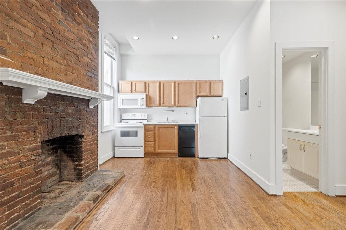 6323 Marchand St #1 - Photo 4 of 21