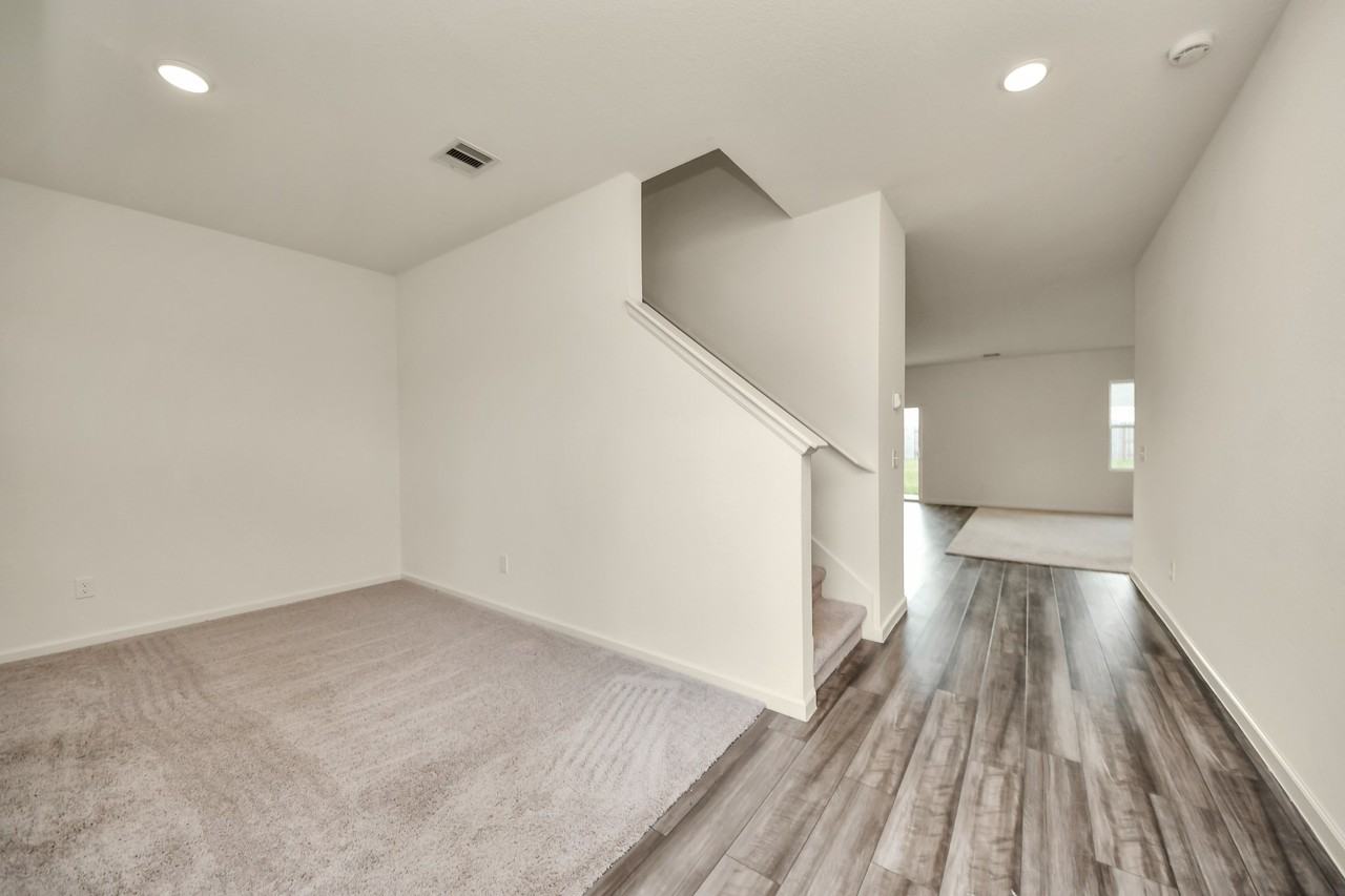 5819 Bright Keel Dr #5819 - Photo 3 of 36