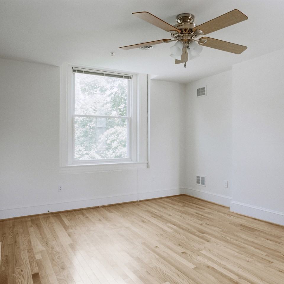 400 Denniston St #22 - Photo 2 of 4