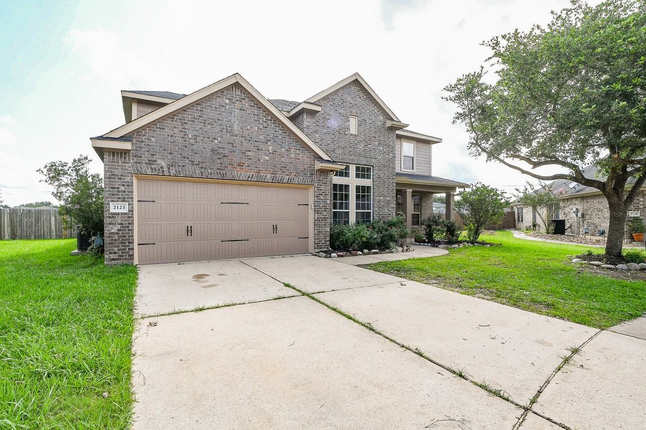 2123 Witham Park Ln #2123 - Photo 4 of 34