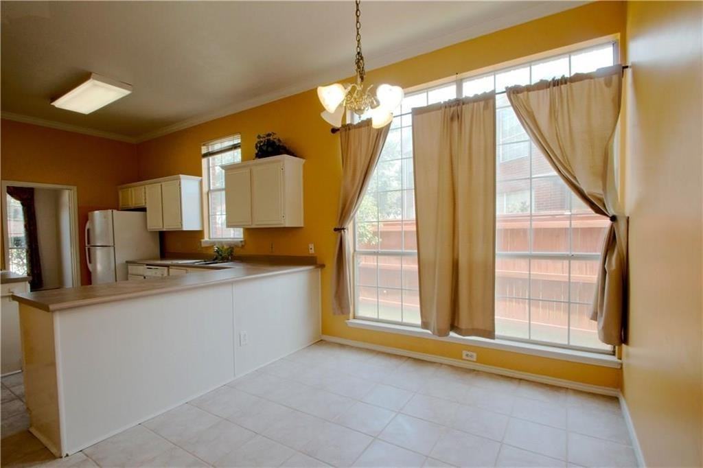 559 Raintree Cir #559 - Photo 5 of 18