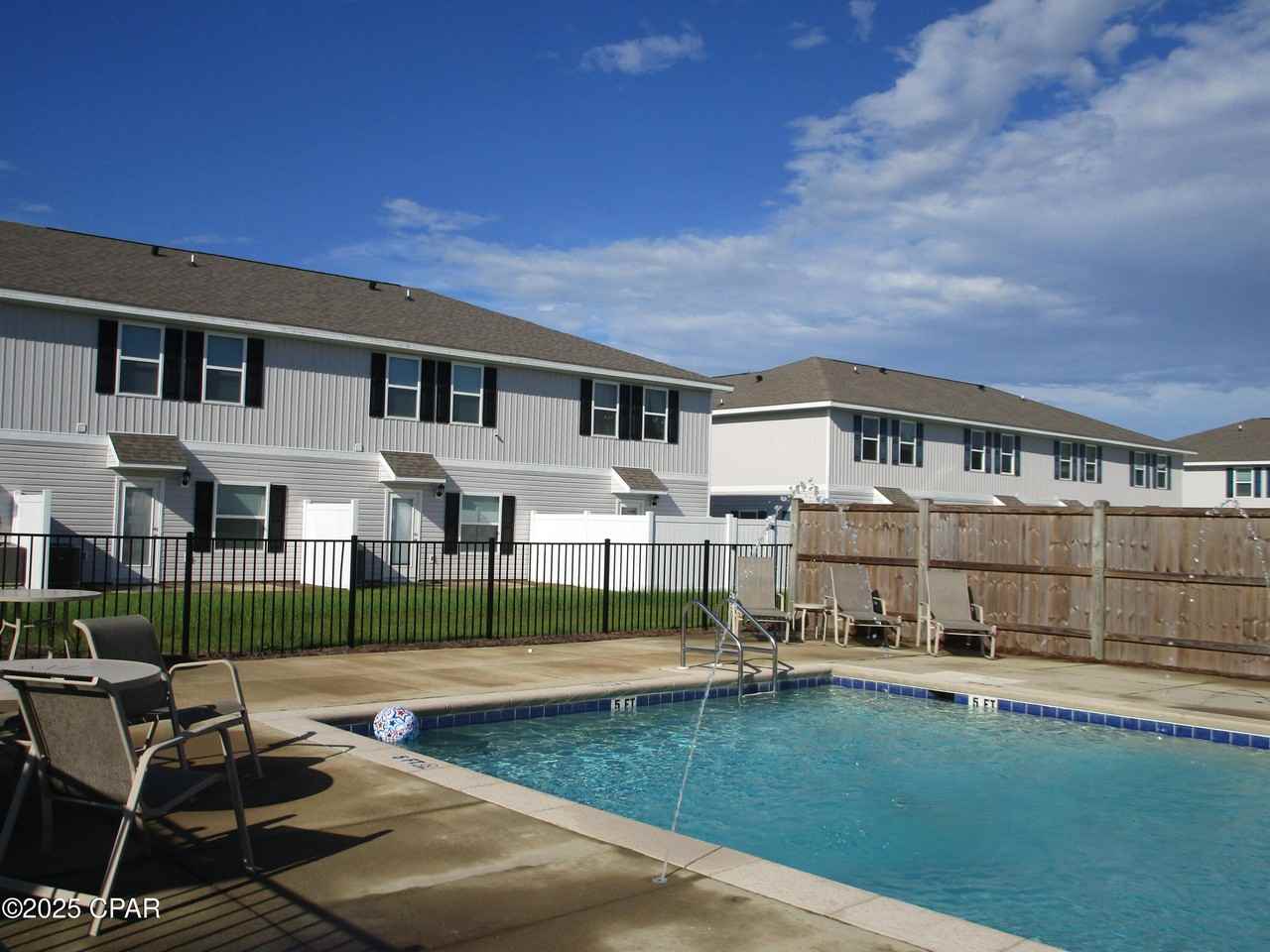 5749 Callaway Cir #5749 - Photo 4 of 32