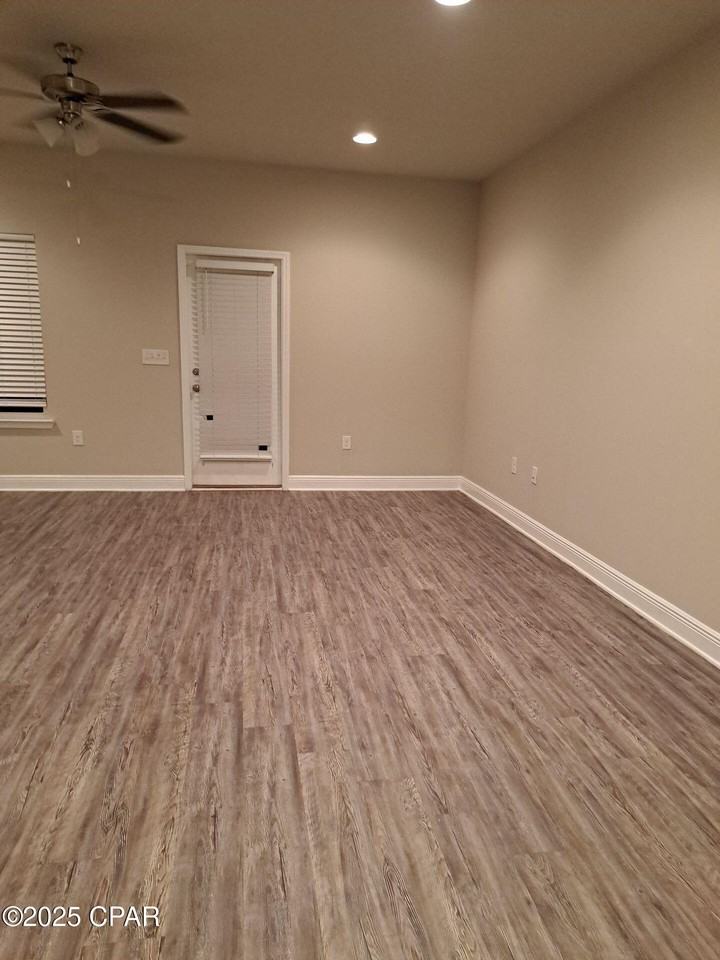 5749 Callaway Cir #5749 - Photo 5 of 32