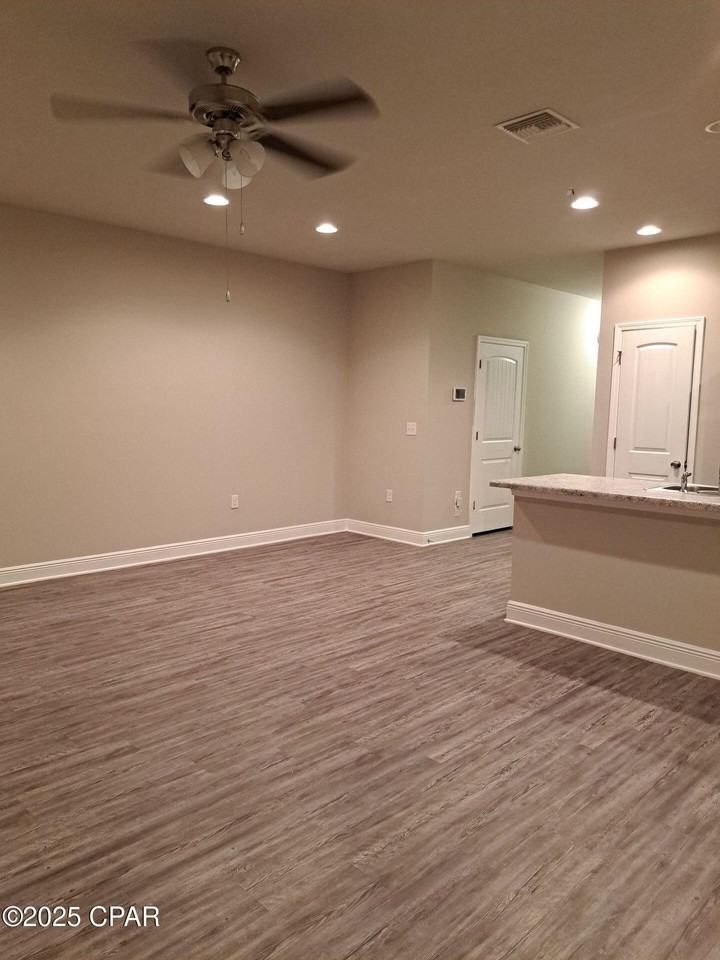 5749 Callaway Cir #5749 - Photo 6 of 32