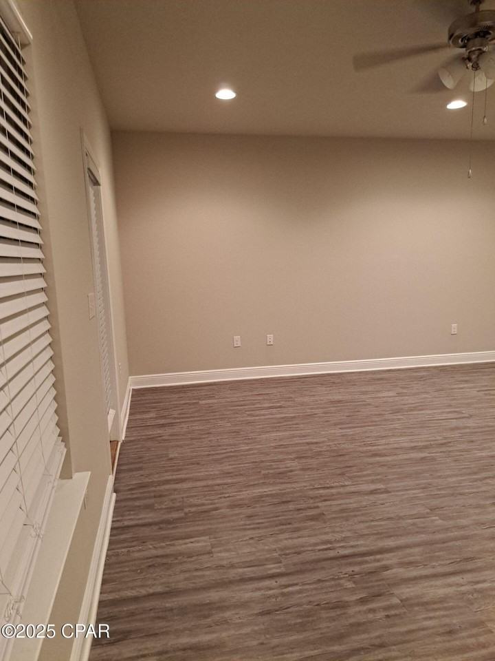 5749 Callaway Cir #5749 - Photo 7 of 32