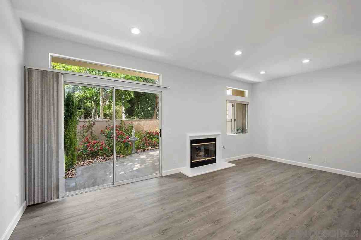 7274 Shoreline Dr #7274-117 - Photo 6 of 48