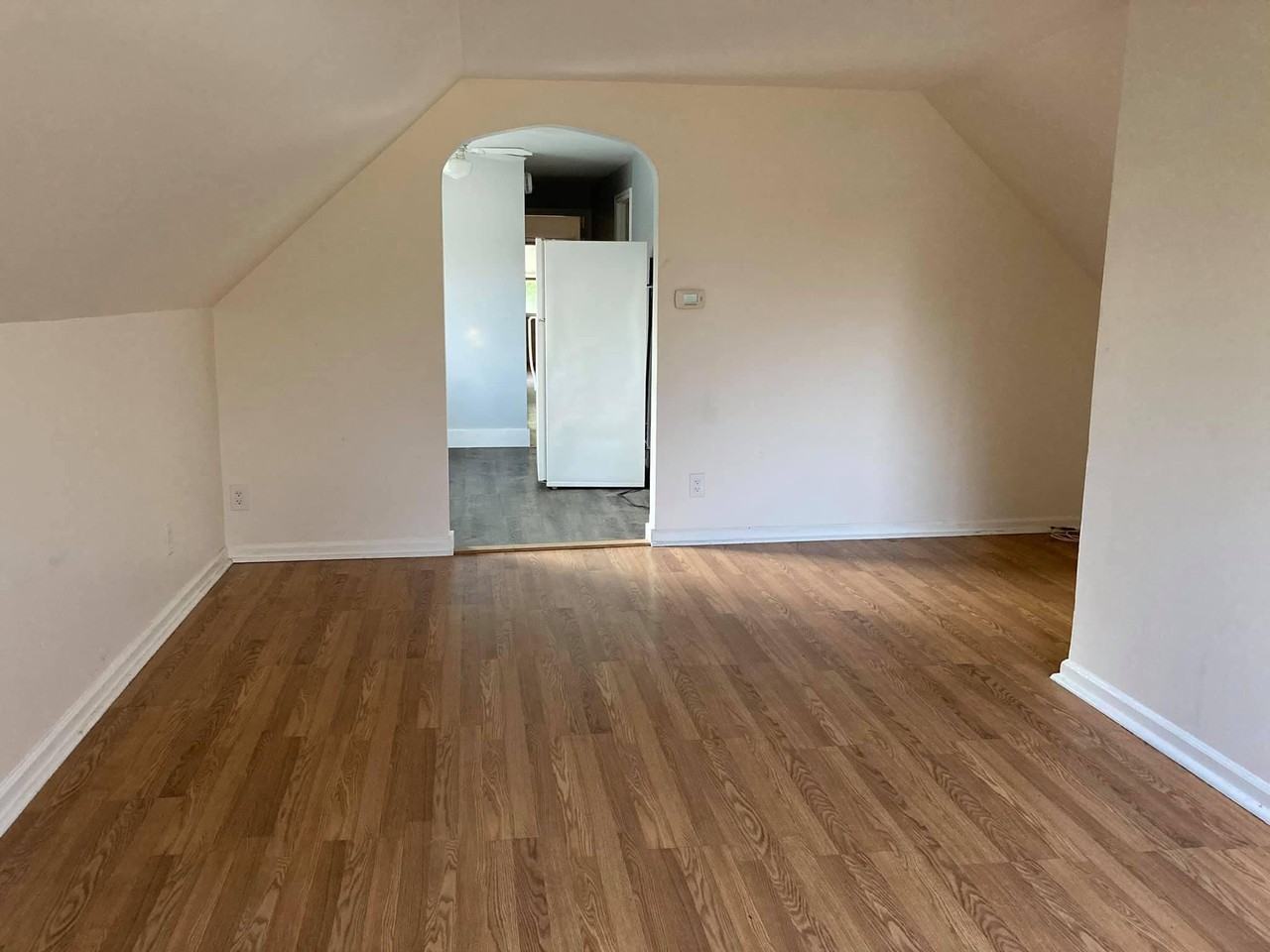 27 Glenwood St #3 - Photo 2 of 22