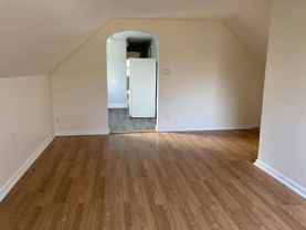 27 Glenwood St #3 - Photo 1 of 1