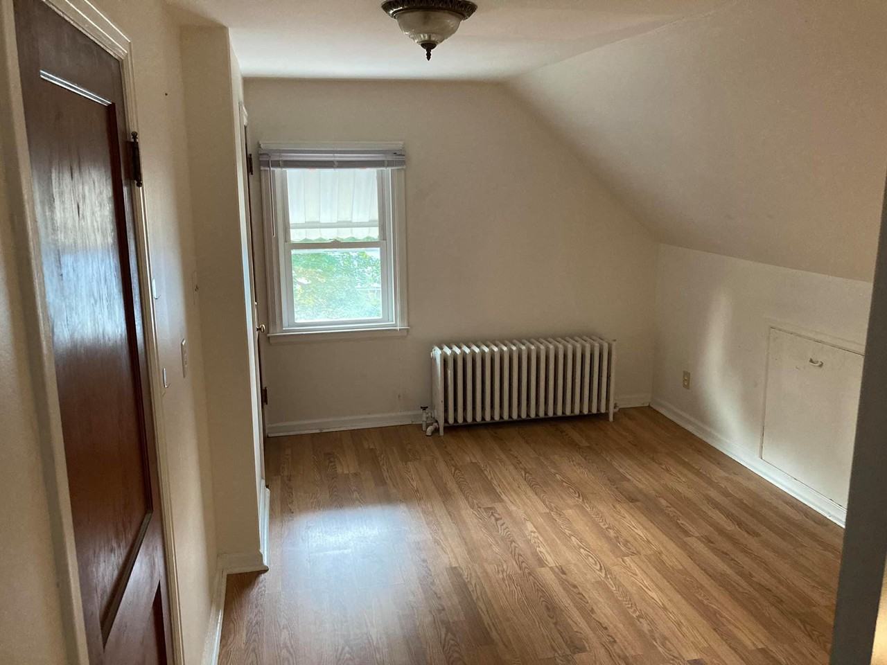 27 Glenwood St #3 - Photo 6 of 22