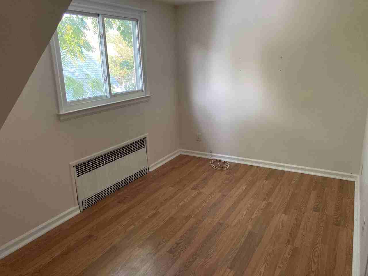 27 Glenwood St #3 - Photo 7 of 20