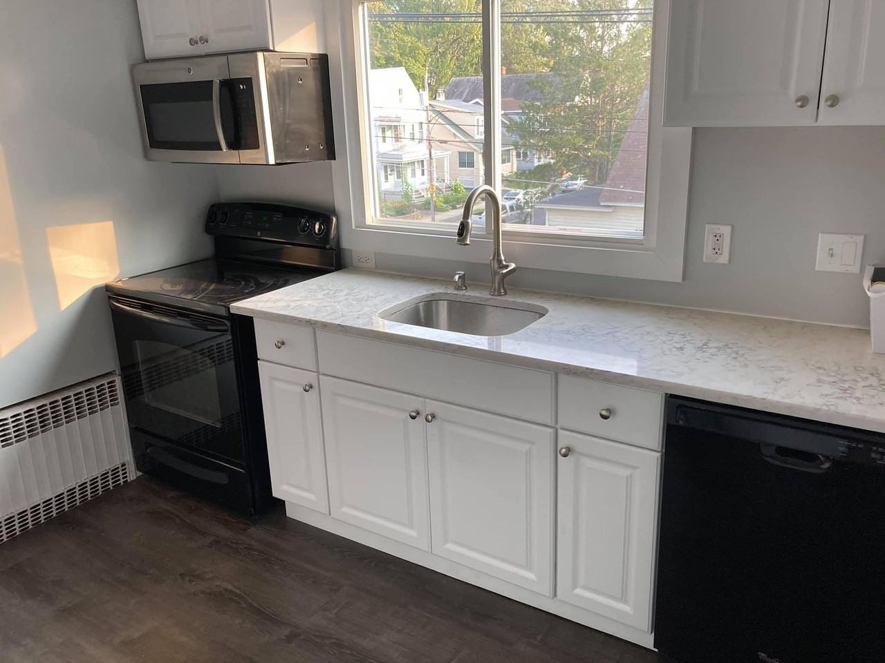 27 Glenwood St #3 - Photo 3 of 20