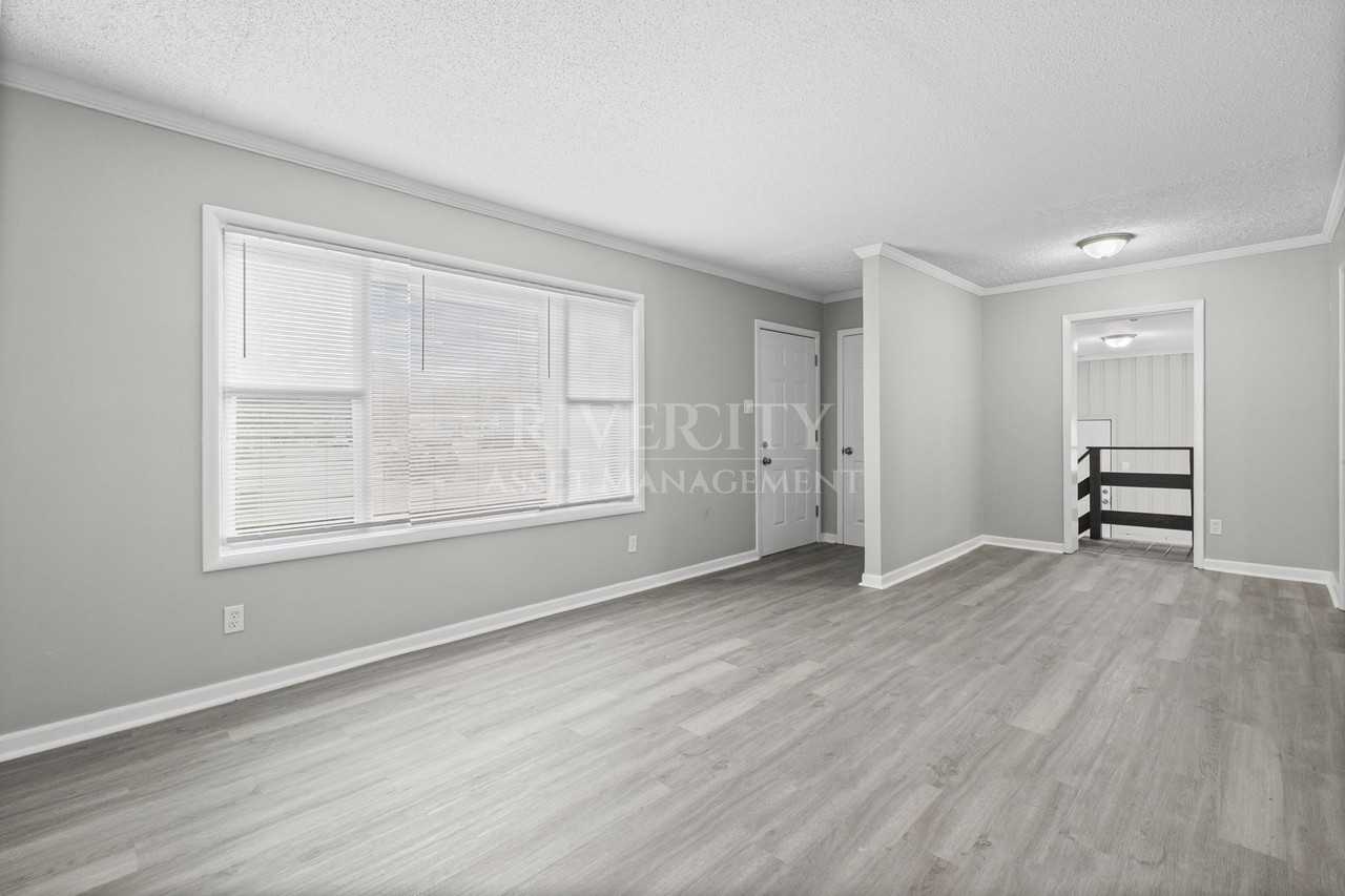 3405 Medford Cv #1 - Photo 5 of 18