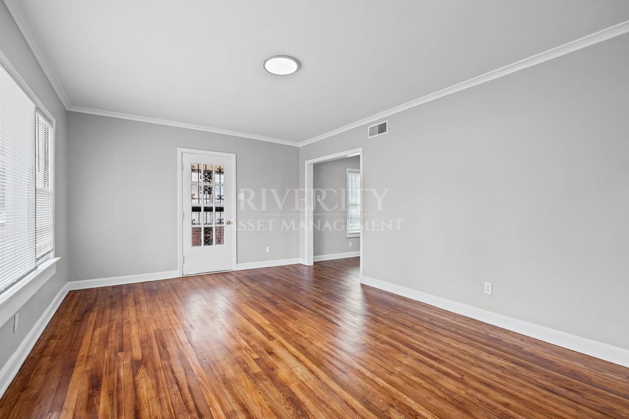 1738 Willow Wood Ave #1 - Photo 6 of 15