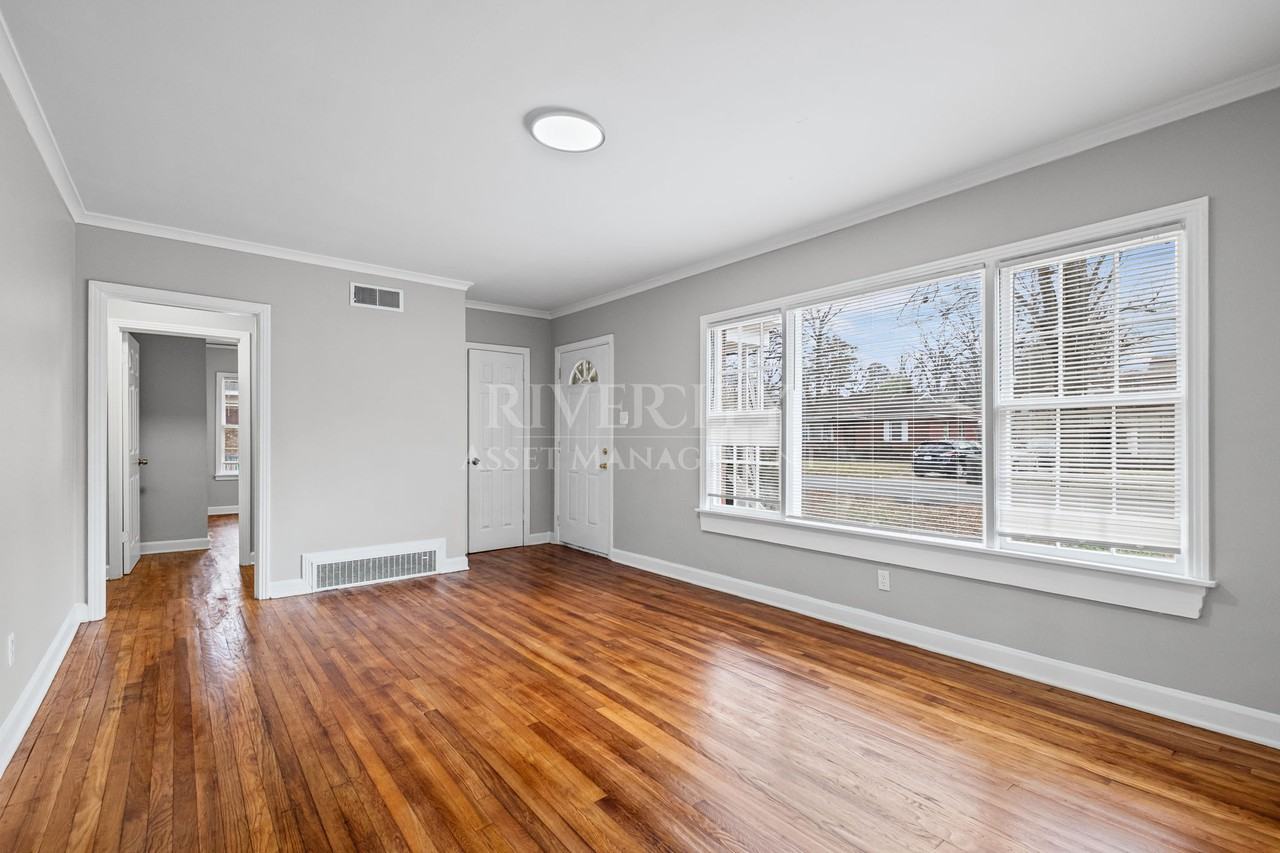 1738 Willow Wood Ave #1 - Photo 7 of 15