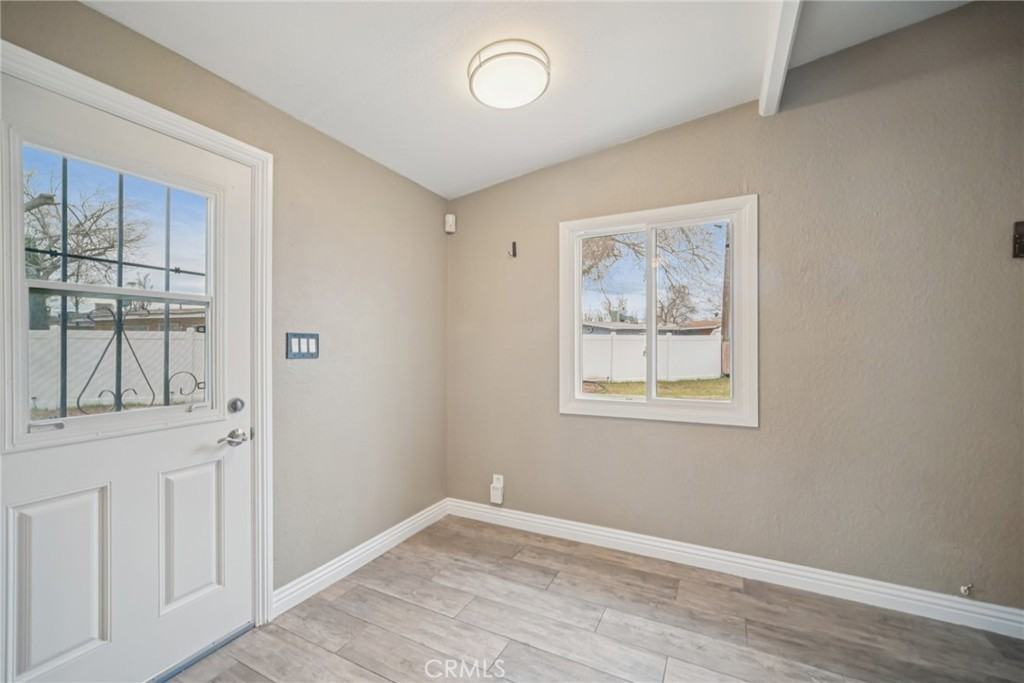 706 Woodgate St #706 - Photo 4 of 19