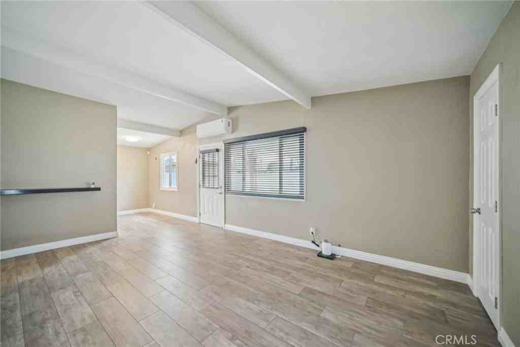 706 Woodgate St #706 - Photo 5 of 19