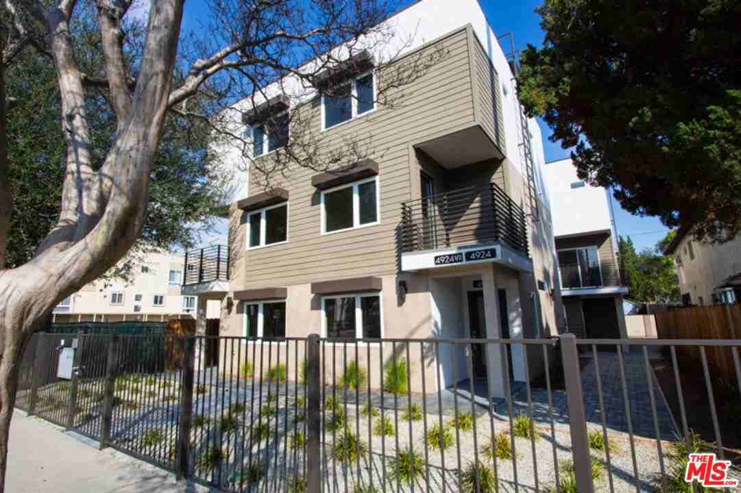 4924 Laurel Canyon Valley Village #4924-2 - Photo 5 of 25