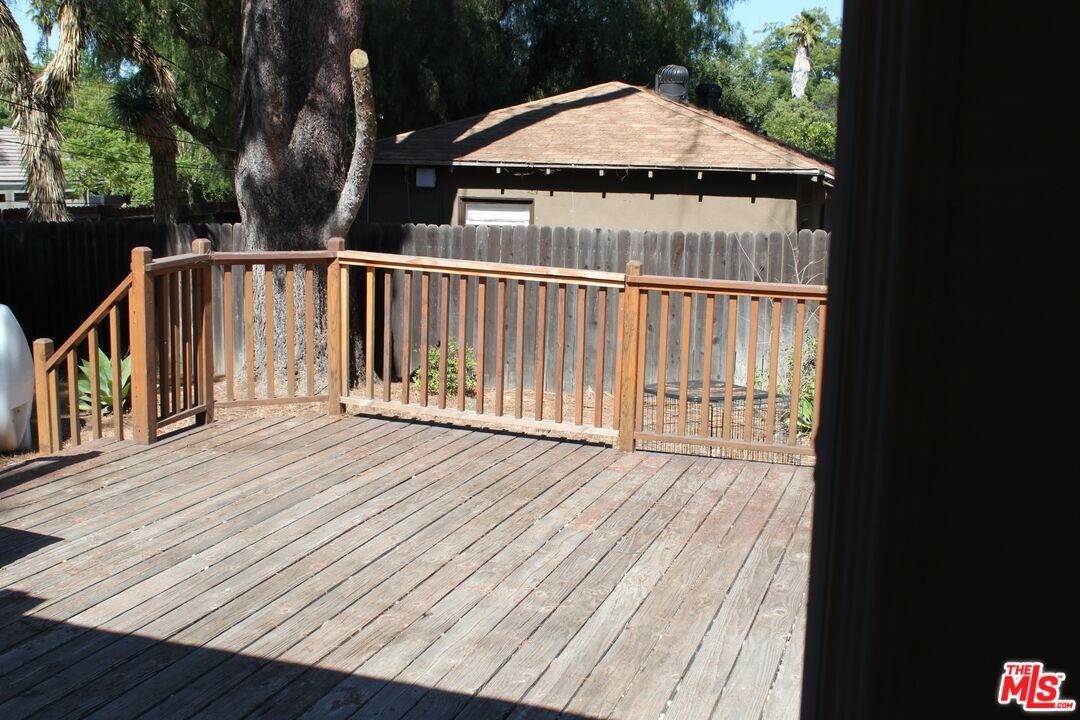 5742 Corbin Ave #5742 - Photo 7 of 7