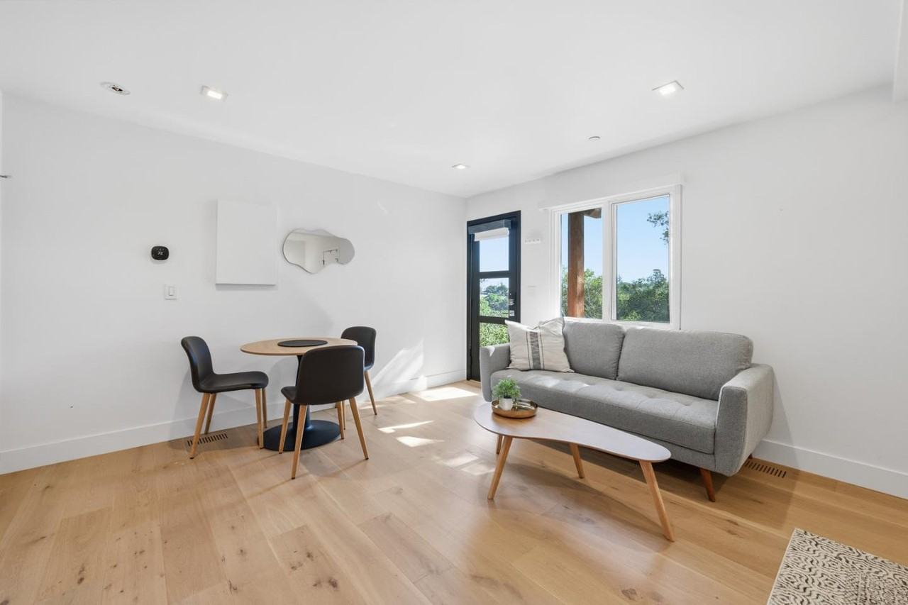 95 Lerida Ct #95B - Photo 4 of 7