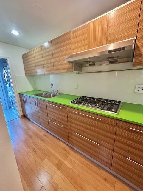 901 S 1st Ave #901 - Photo 6 of 25