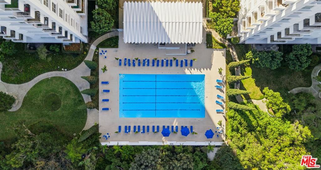 2160 Century Hl #2160-910 - Photo 2 of 28