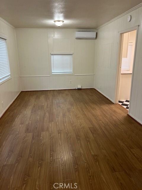 3909 Glen Way #3909 - Photo 3 of 22