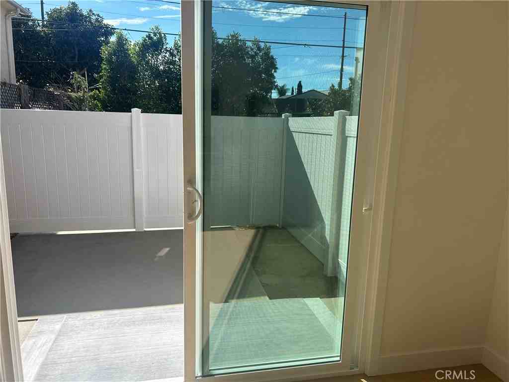 11052 Emelita St #11052 - Photo 5 of 15