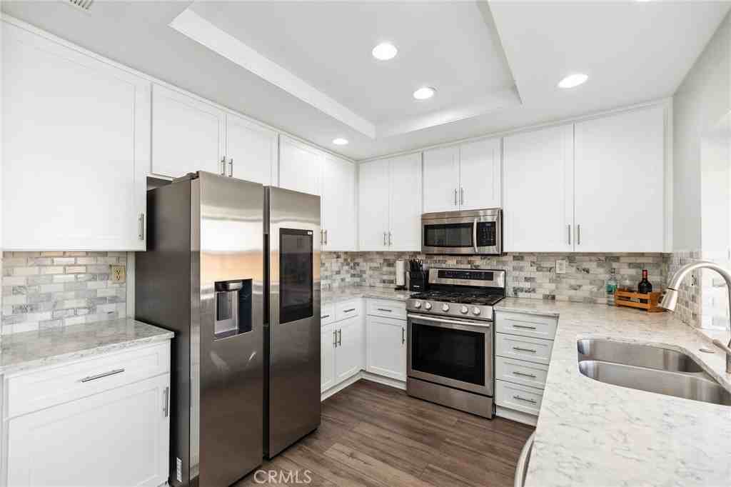 30146 Westlake Dr #30146 - Photo 7 of 34