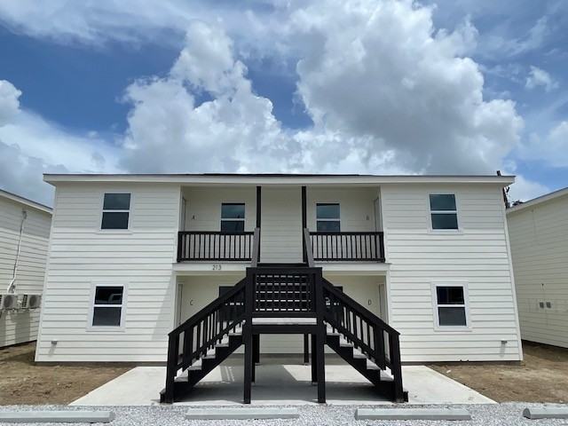 245 Magnolia St #D - Photo 3 of 21