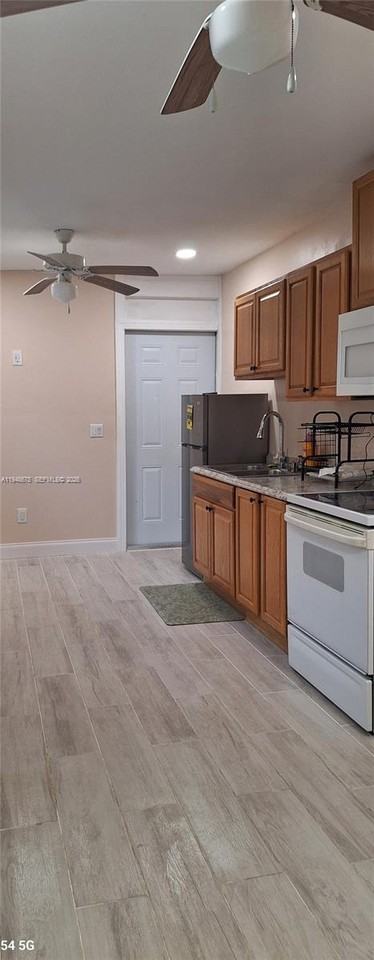 Oakland Shores Dr #4199 - Photo 2 of 12