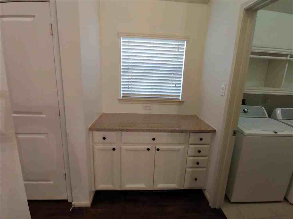 3122 Crescent Oaks Park Ln #3122 - Photo 6 of 16