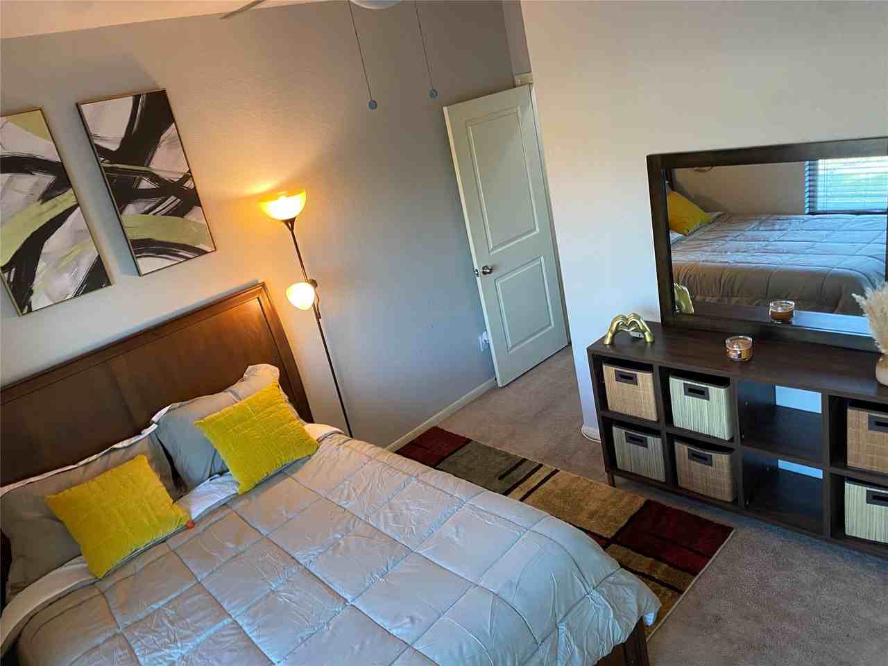 6513 Knox St #6513 - Photo 6 of 10