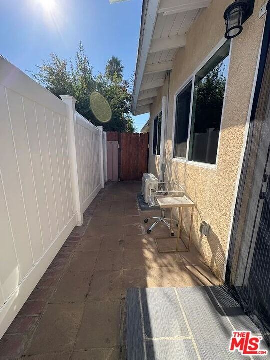 19198 Erwin St #19198 - Photo 6 of 7