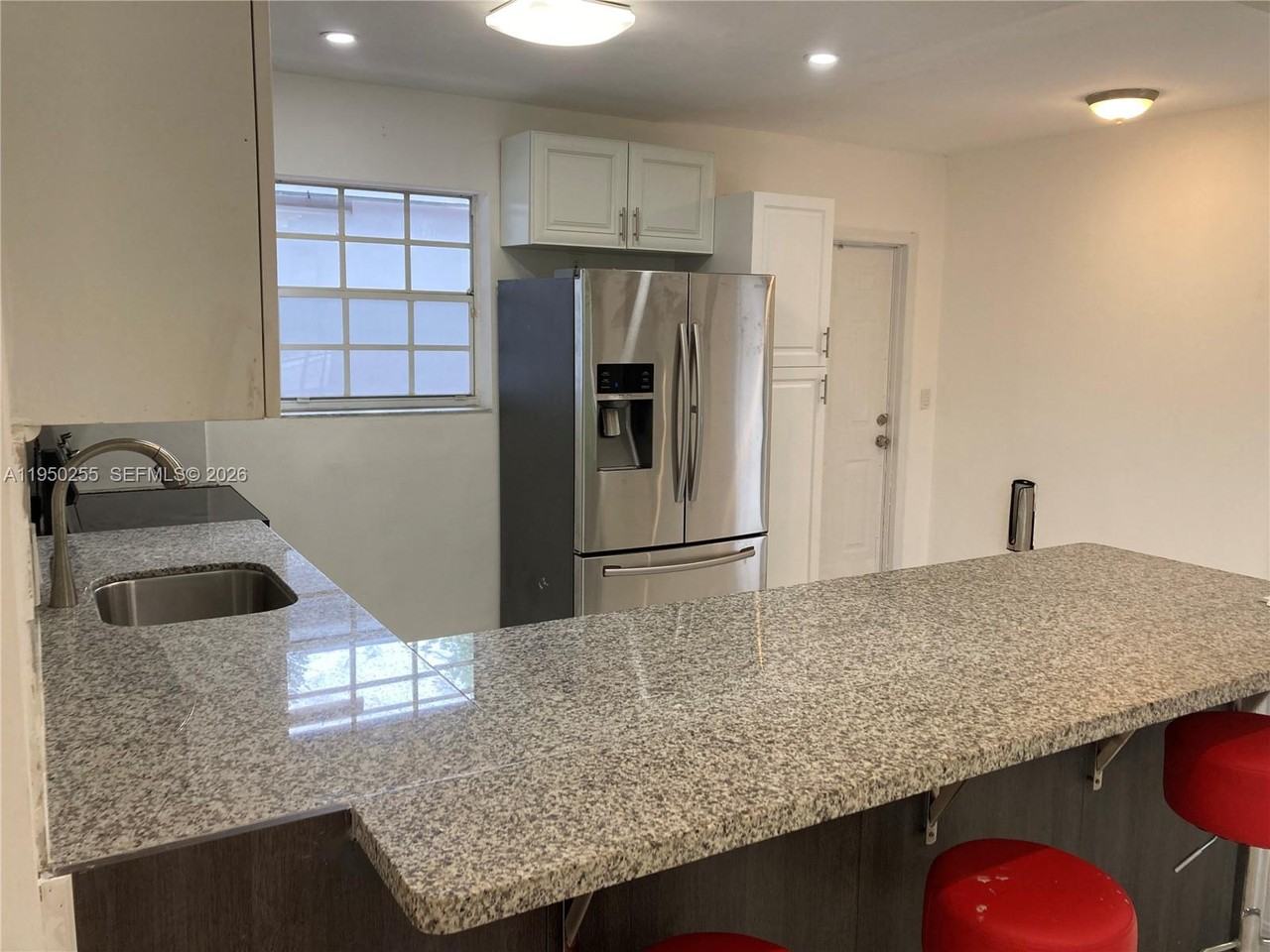 5720 Sheridan St #5720-1 - Photo 5 of 16