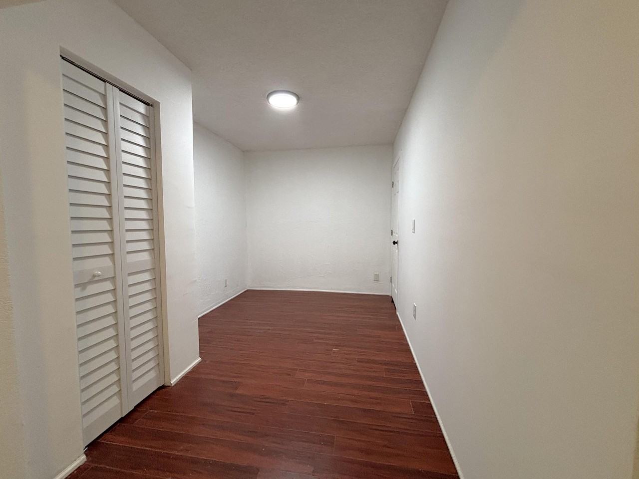 620 Southwest Sw 80th Terrace #620 - Photo 5 of 12