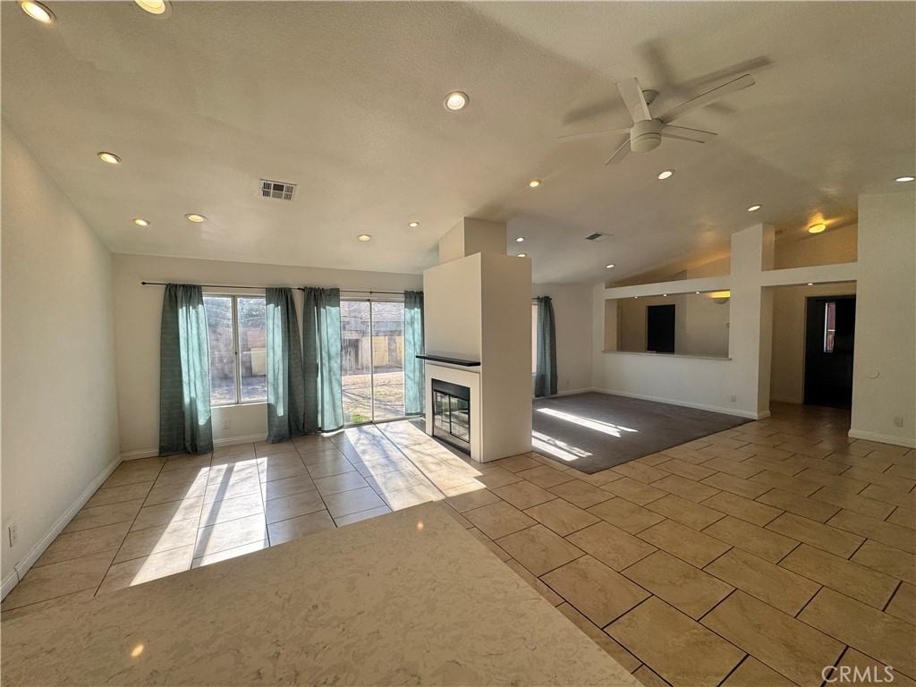 3624 Garnet Ave #3624 - Photo 3 of 10