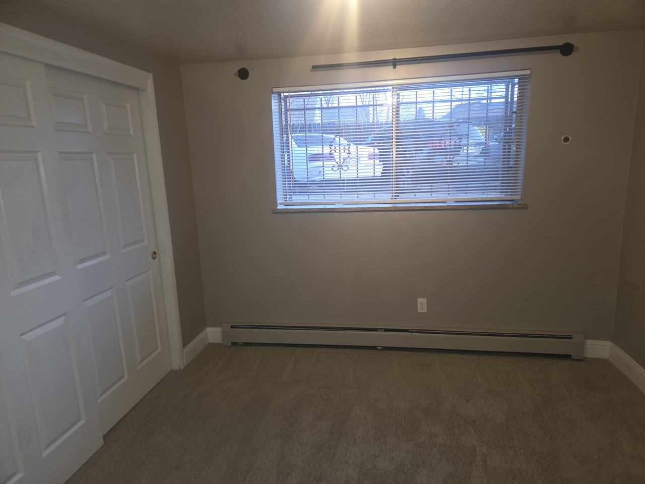 W Park Apartments - Photo 7 of 10