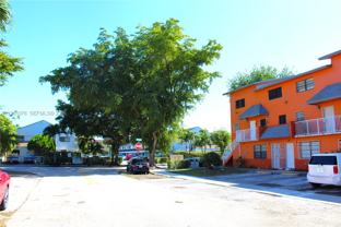 2260 W 55th St - Photo 1 of 1