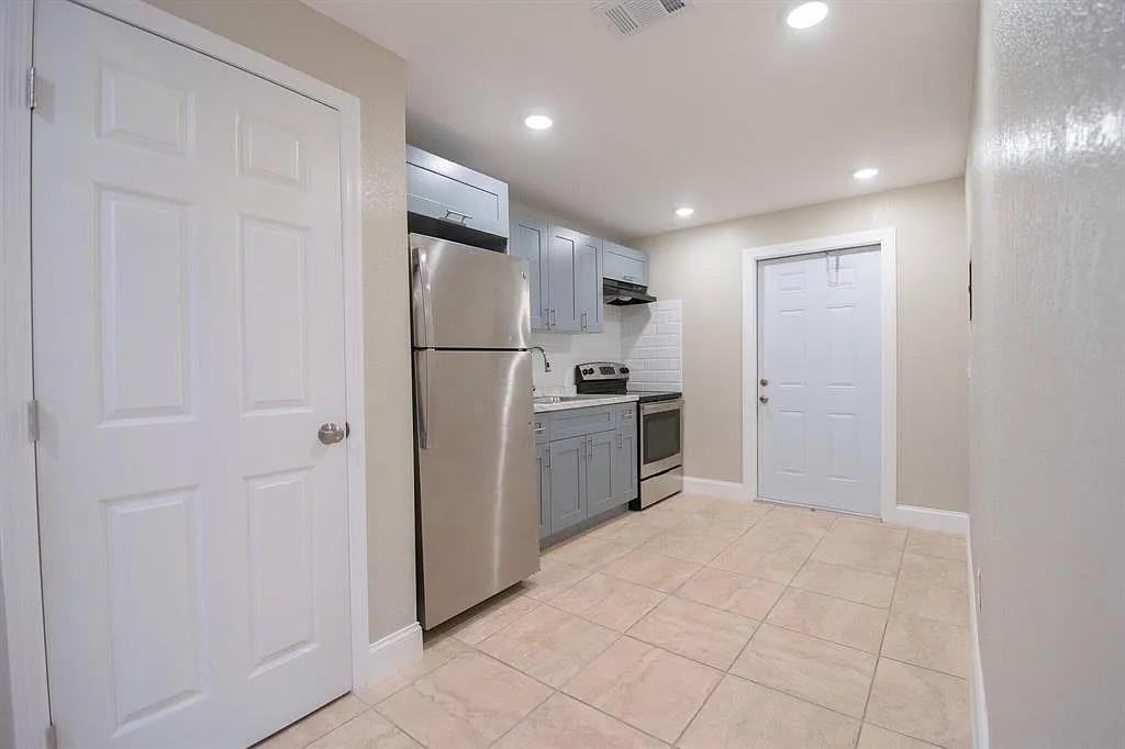 508 N 23rd St #508 - Photo 6 of 12