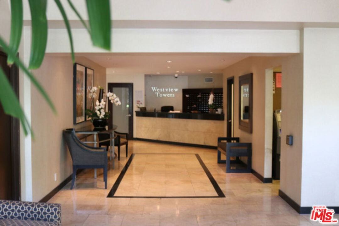 1155 N La Cienega Blvd #PH3