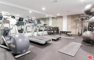 829 Larrabee St #PH404 - Photo 1 of 1