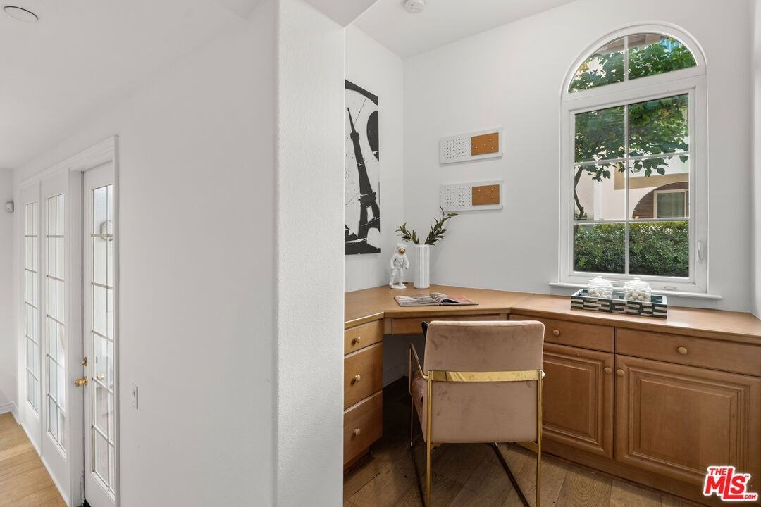 5935 Playa Vista Dr #113 - Photo 4 of 8