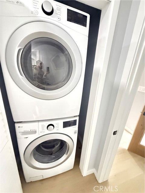 11707 Atkinson Ave - Photo 3 of 8