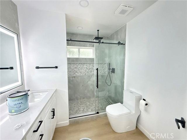 11707 Atkinson Ave - Photo 6 of 8