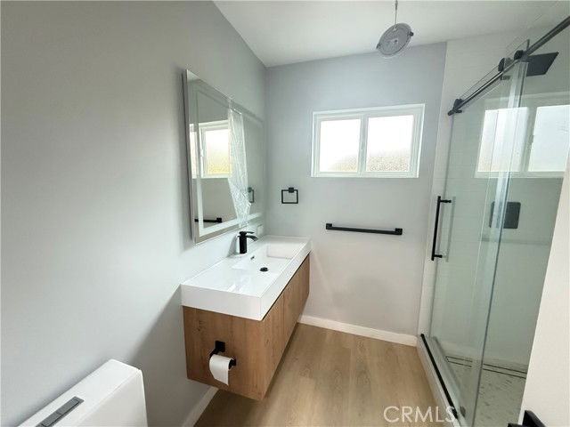 11707 Atkinson Ave - Photo 7 of 8