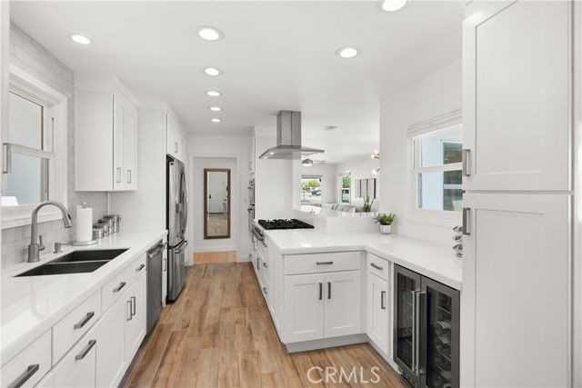 2190 Gondar Ave - Photo 4 of 8