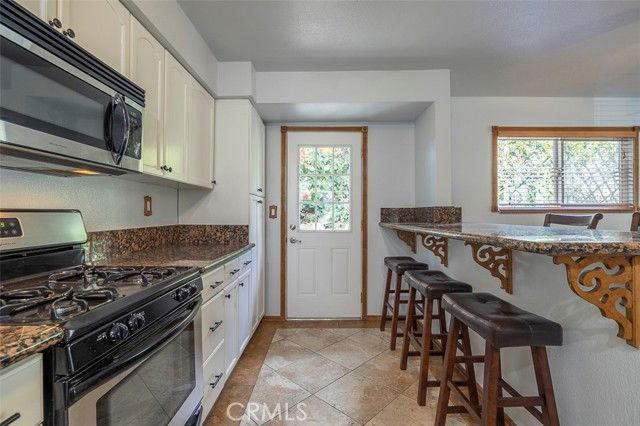 28190 Hot Springs Ave - Photo 4 of 8